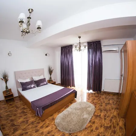 Apartament Adriana Năvodari